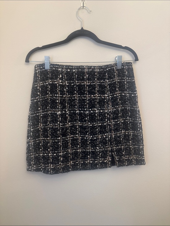 Francesca's Collections Dresses & Skirts - Francesca's Collections Black and White Windowpane Tweed Mini Skirt Sparkle Sz S